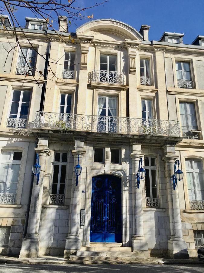 Studio 3 étoiles rénové, lumineux et cosy à 2 pas des thermes dans immeuble atypique Capvern Exterior foto